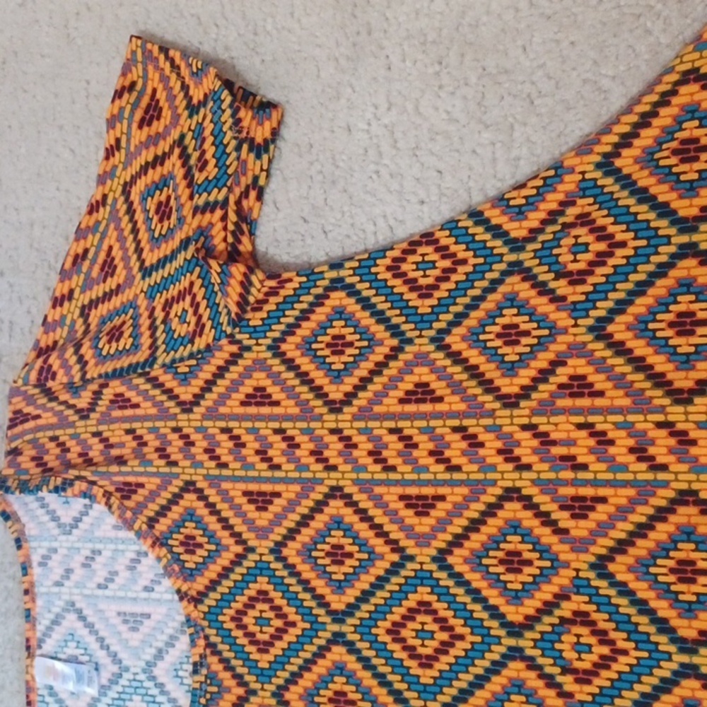 LuLaRoe Multicolor Geometric Pattern Tunic - Picture 8 of 16